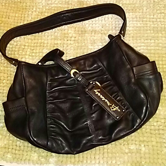 b. makowsky Handbags - 🔴🔴 B. MAKOWSKY BLACK LEATHER PURSE